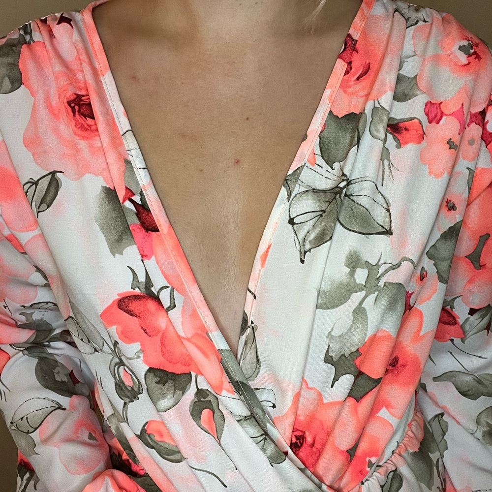 Floral Print Romper - Picture 2 of 6